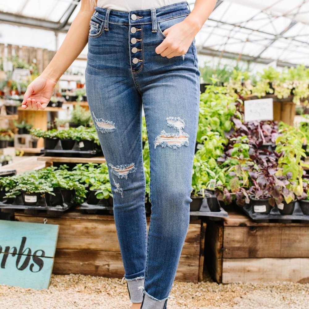 Judy Blue Button Up Fly Distressed Cuffed Jeans